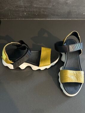 Sorel Kinetic Impact Wedge Women's Sandal Size 6